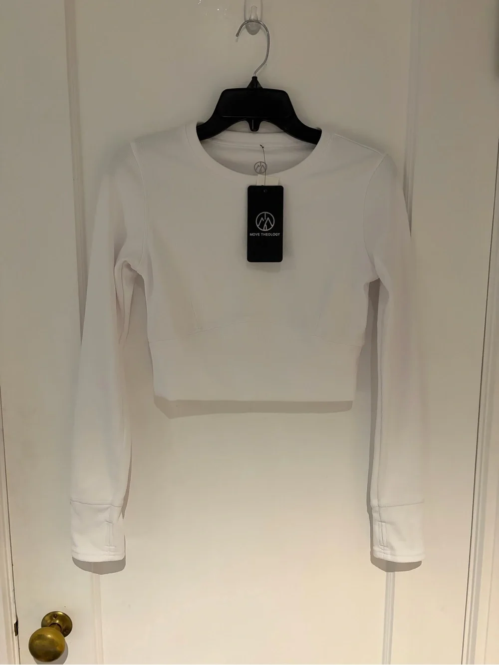 NWT Move Theology Women’s Small White Cropped Contour LS Athletic Top - Picture 1 of 5